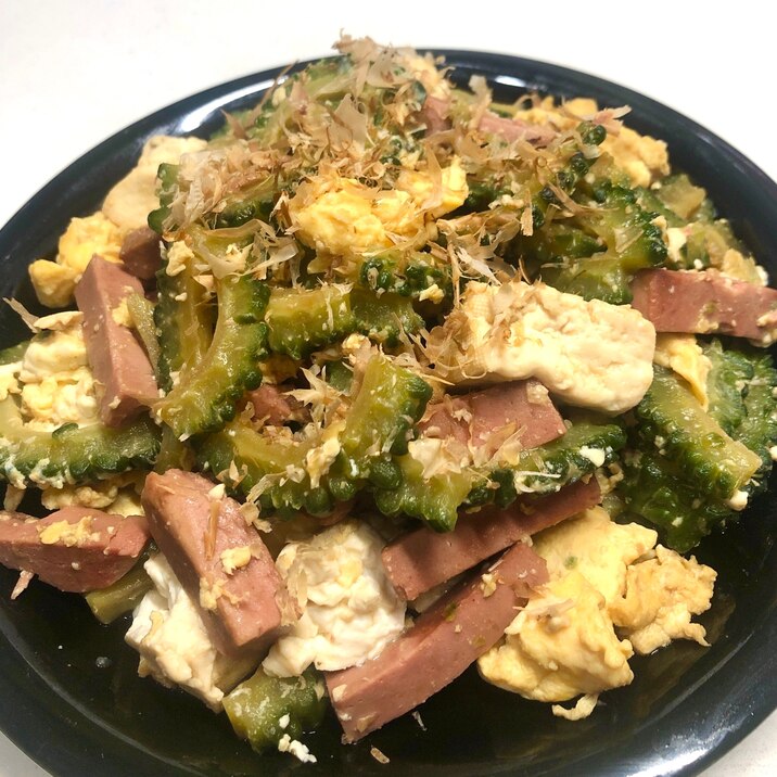 味噌入りで和風*ゴーヤチャンプルー